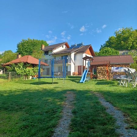 Casa Mariana - Comuna Arefu, Transfagarasan Căpăţîneni-Ungureni Exterior foto